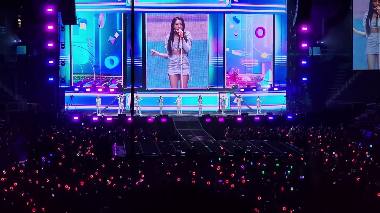 TWICE World Tour III - Moonlight (New York 2/27/2022)