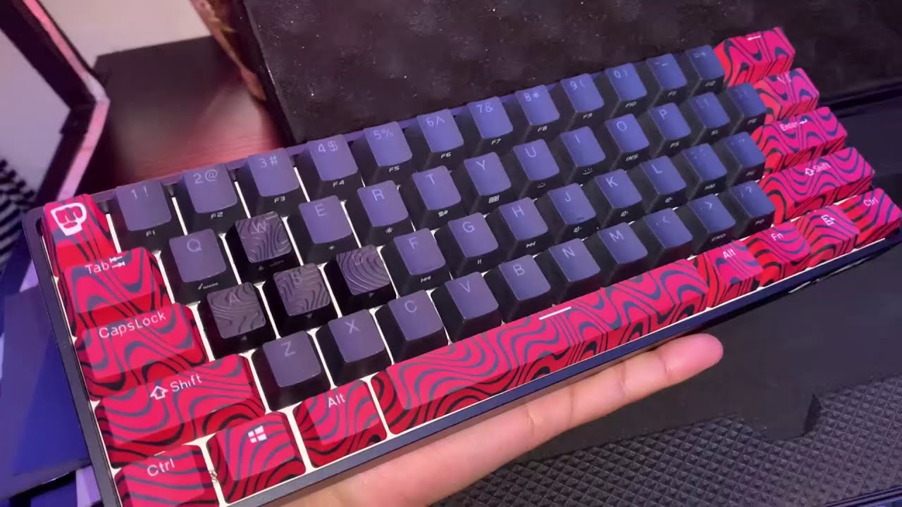 PEWDIEPIE KEYBOARD (An amateur review)