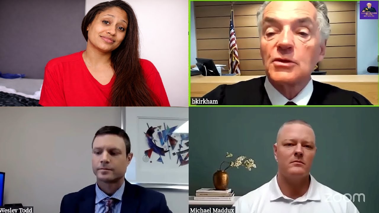 Она препятствует его общению с ребенком — судья признал ее виновной в неуважении к суду.