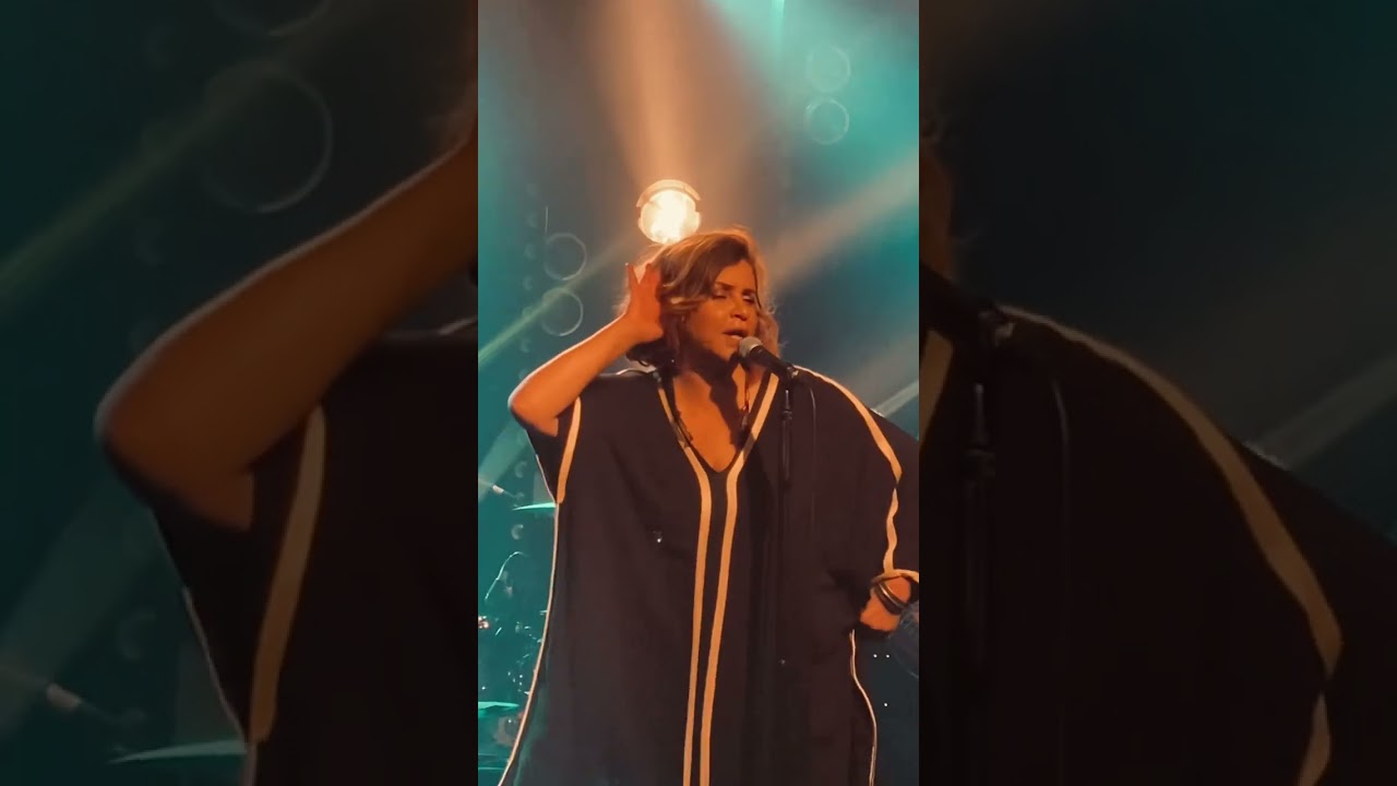 Amina Annabi - Yanari (live) Café la Pêche, Montreuil (FR)