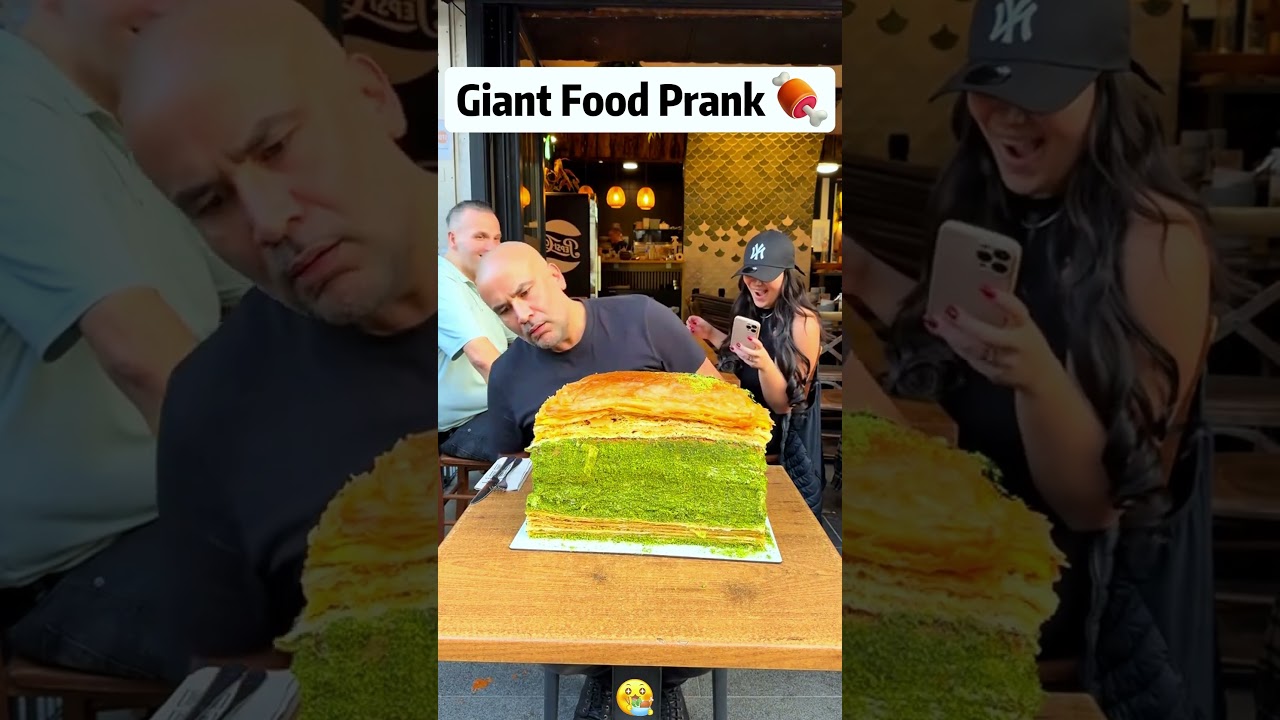 Giant Food Prank #😂😂😂 #funny #fyp #prank #funnyvideo #funnyprank #interesting #giant #lol
