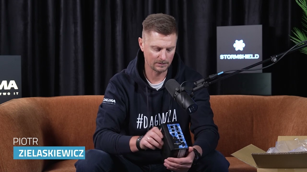 Unboxing Stormshield SNi40 &ndash; firewall dla sieci przemysłowych OT/IT
