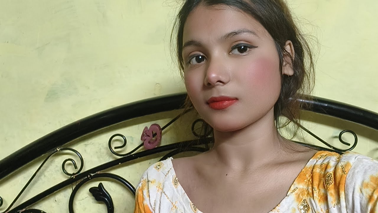 কি করছো বন্ধুরা #holi #live