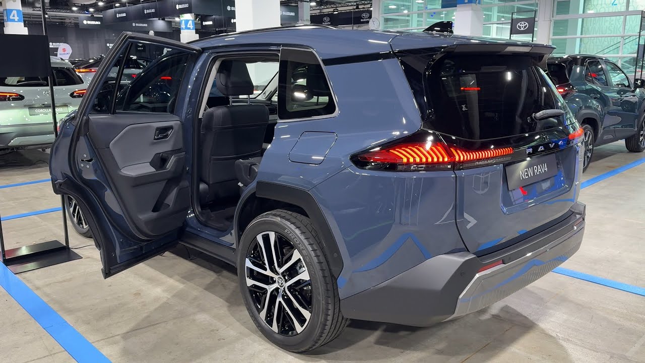 Новая TOYOTA RAV4 2026 года — тест на практичность и объём багажника
