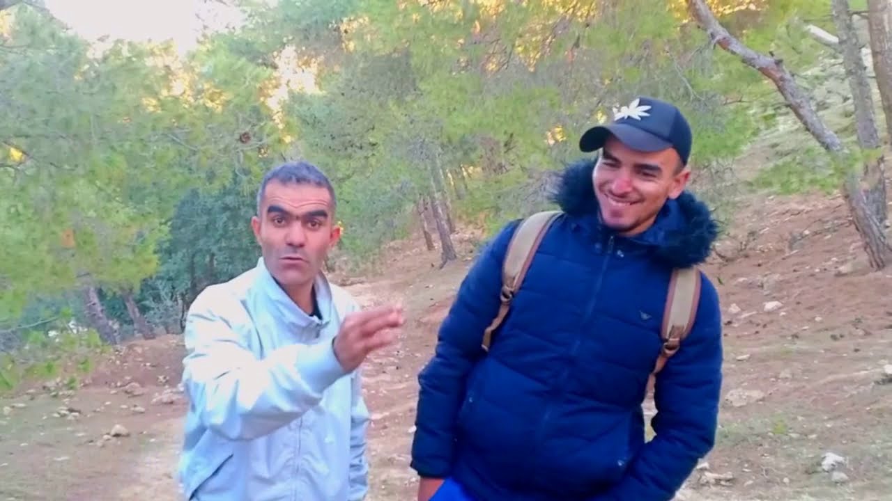 - -Les blagues № 67 kaki w jma3teh -- النكت باللهجة الجزائرية رقم 67 مع كاكي وجماعته