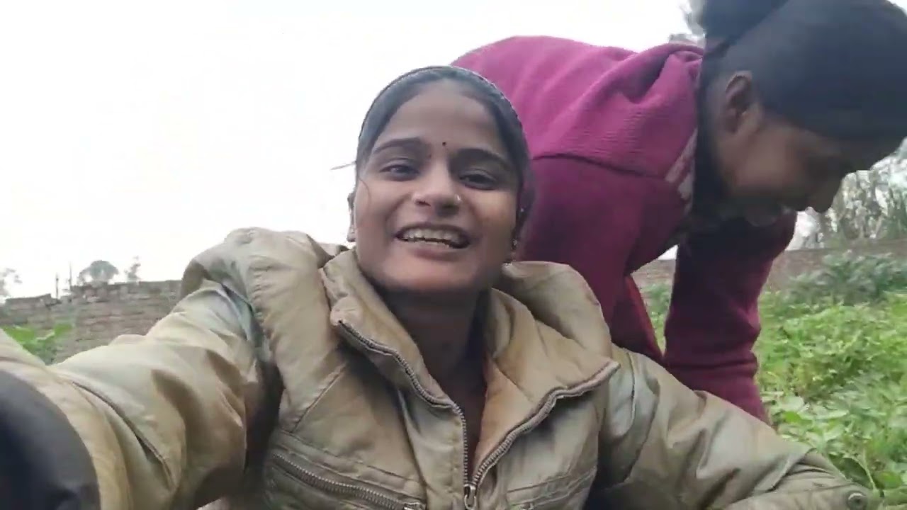 मैं गई थी आज अपने खेत पर 😋😋🫰🫰🥰🥰 वीडियो अच्छी लगी तो channel ko subscribe kar lena 🙏🙏🙏🙏👍