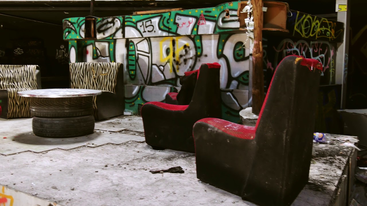 Au cœur d'une DISCOTHÈQUE abandonnée | URBEX