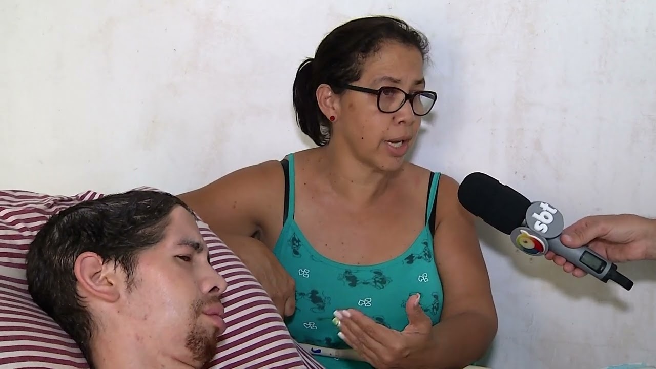 Sem ajuda do SUS, Família de jovem em estado vegetativo apela por doações e rifas