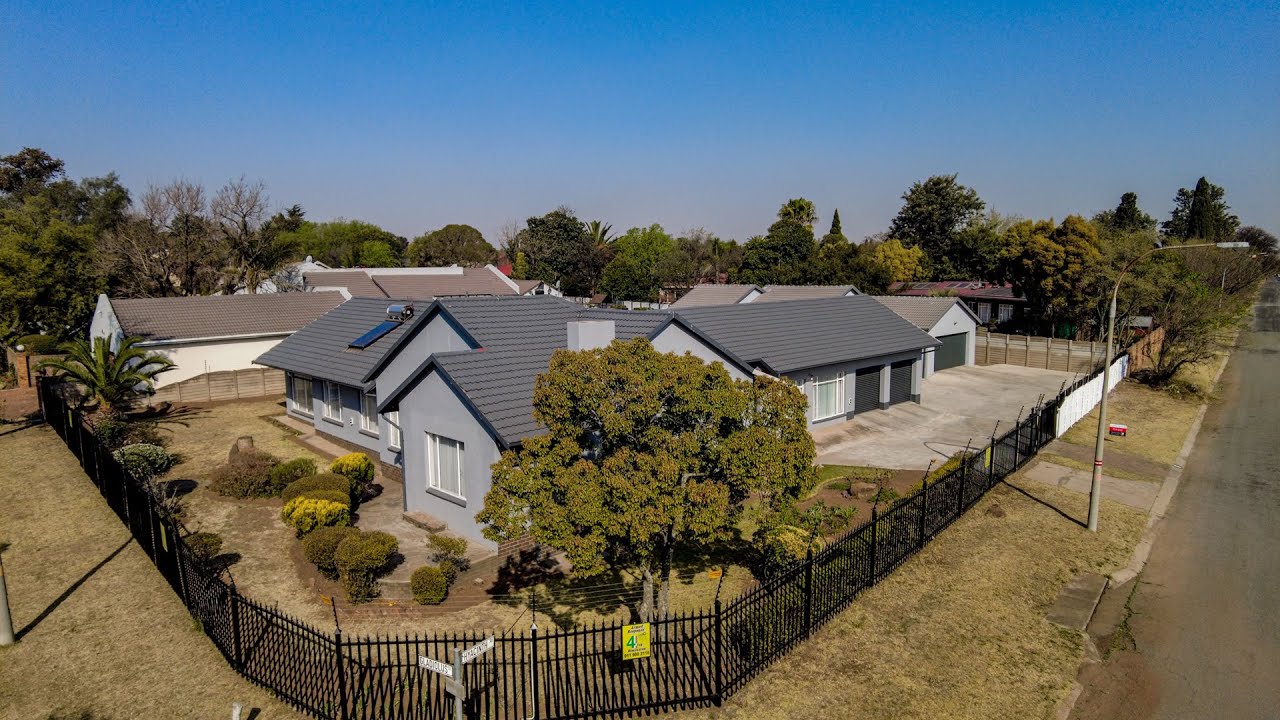 4 bedroom House for For Sale | Brackenhurst
