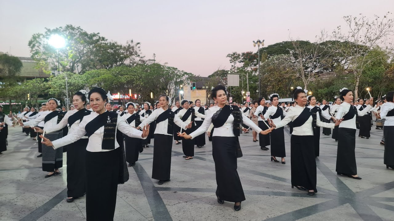 ช่าง​ฟ้อนเล็บ793ชีวิต​ฟ้อนเทียนถวายพระพันปีหลวง..#ข่าว9ล้านวิว 