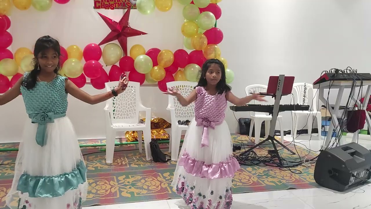 యేసుక్రీస్తు ప్రార్థన మందిరం స్త్రీల క్రిస్మస్ చిన్న పిల్లలు నృత్యం