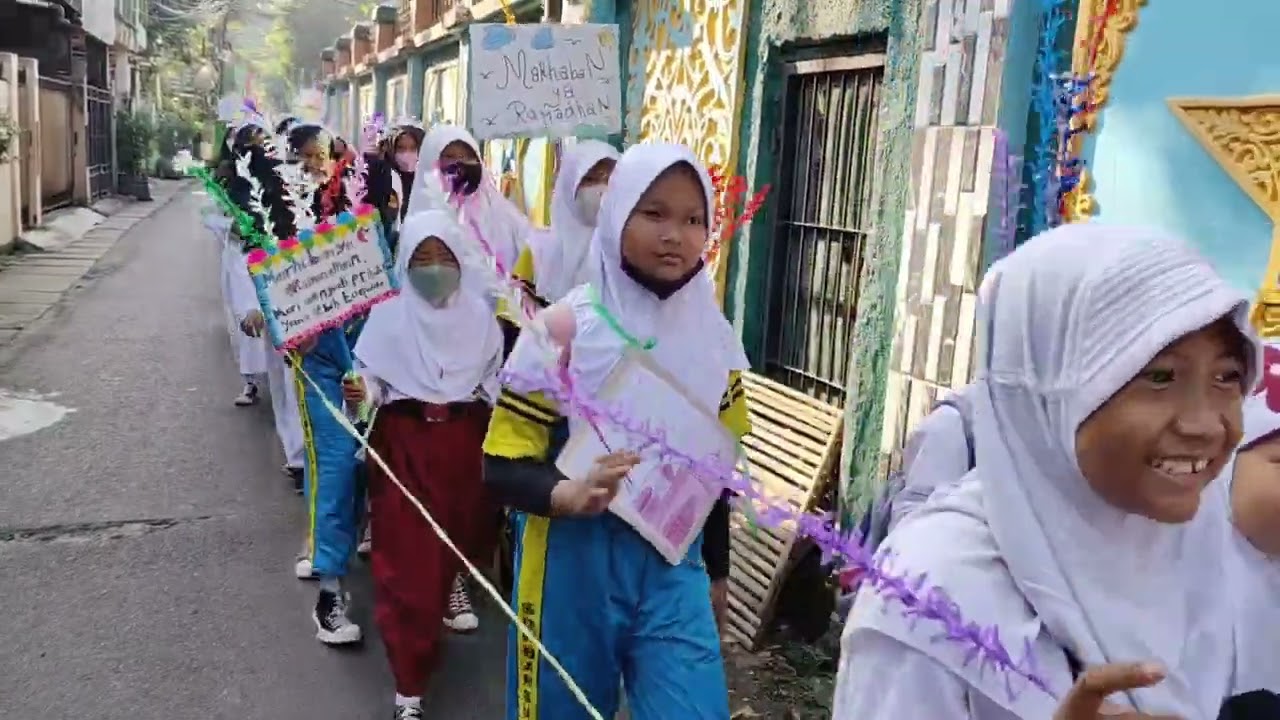 Pawai SDN Bambu Apus 03 Pagi Menyambut Bulan Suci Ramadhan 1444 H
