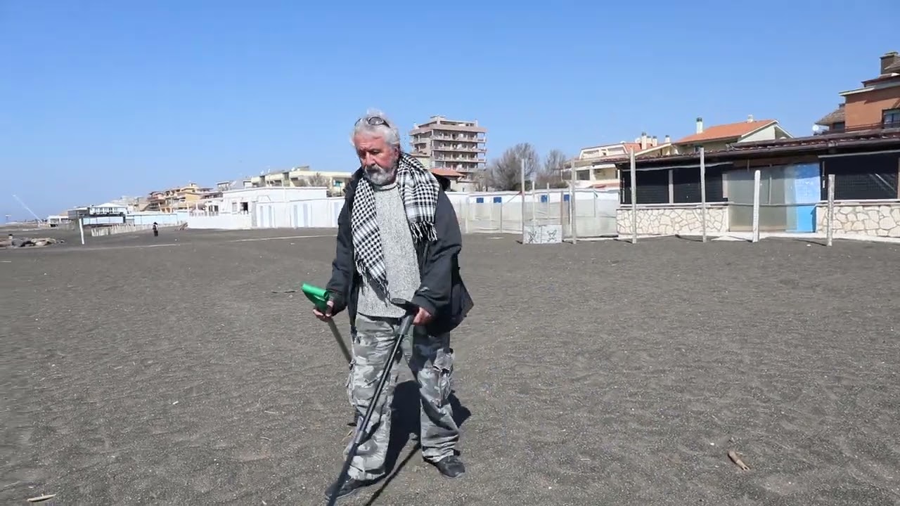 dèus II xplorer cercametalli prove spiaggia mare nera magnetica by #marcofaraoni #metaldetector1
