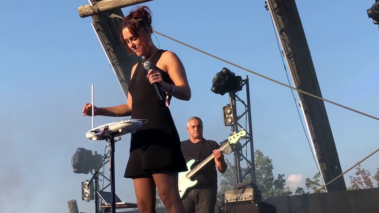 ZAZ La Fée 7 07 2018 Crussol Festival