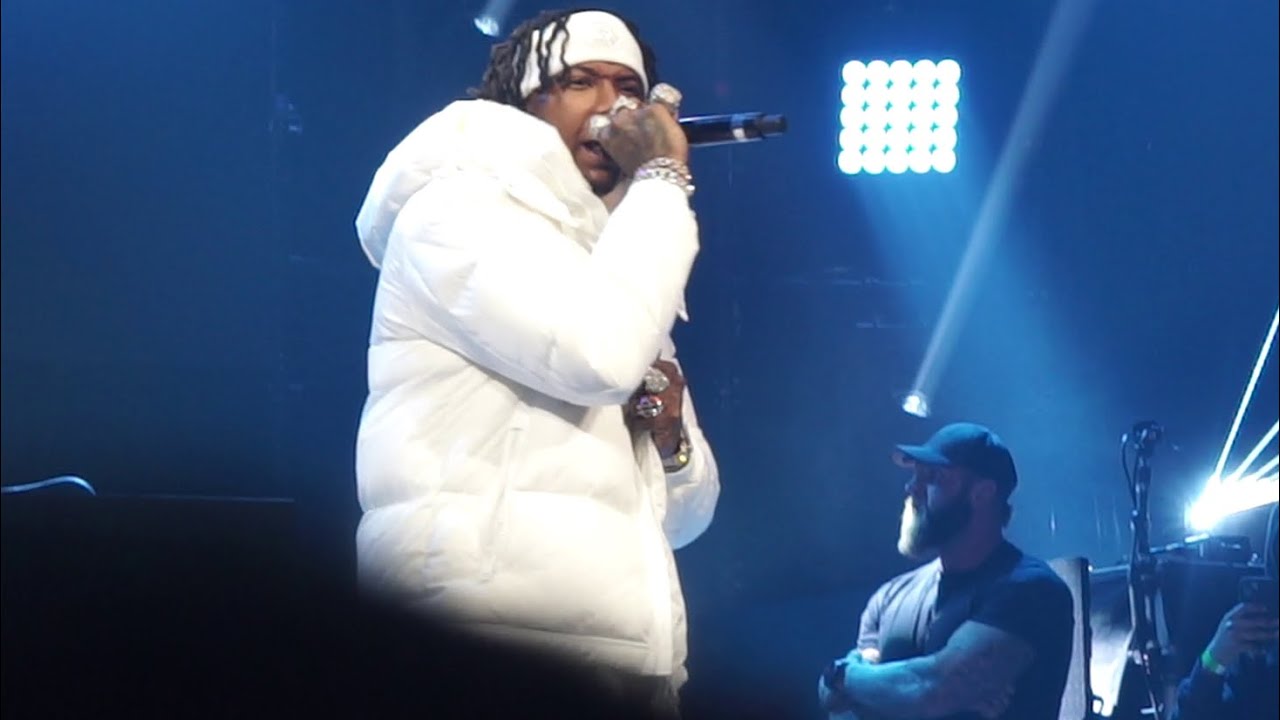 MONEYBAGG YO FULL CONCERT w/ ARI FLETCHER in the Back DANCING All Night @ WGCI Big Jam 2022 Chicago