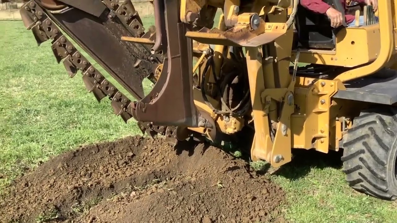 BigIron Online Auction 6-1-2022 =HB9956= 2006 Vermeer RT650 Trencher/Plow