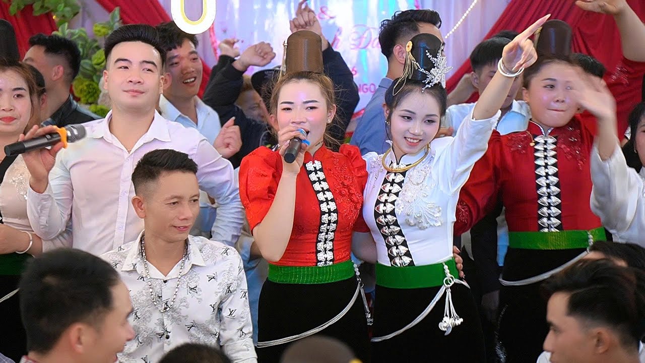 Танцевальная музыка северо-западного Таиланда, зажигательные свадебные танцы в Тао Дао, Чиенг Ла.