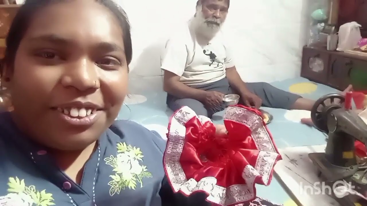 आज मेरी मम्मी ने बनाया आलूके पकोड़े#myfamily vlog#mydailyroutinevlog 🙏🧿🔔👍🏻💯