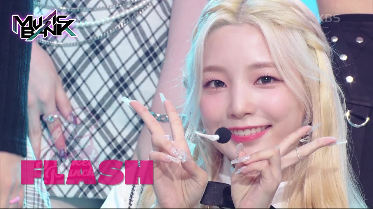 FLASH - Rocket Punch [Music Bank] | KBS WORLD TV 220902