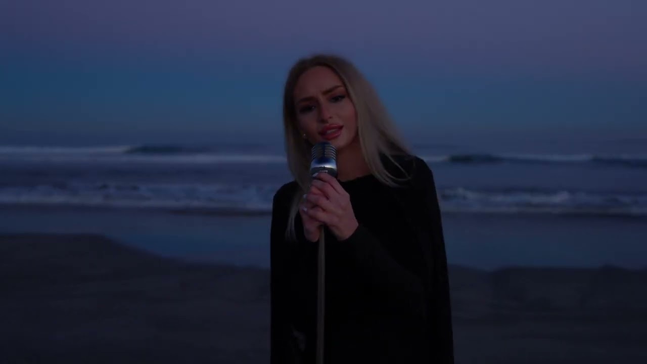 Isa Marin - Quedate Conmigo (Video Oficial)