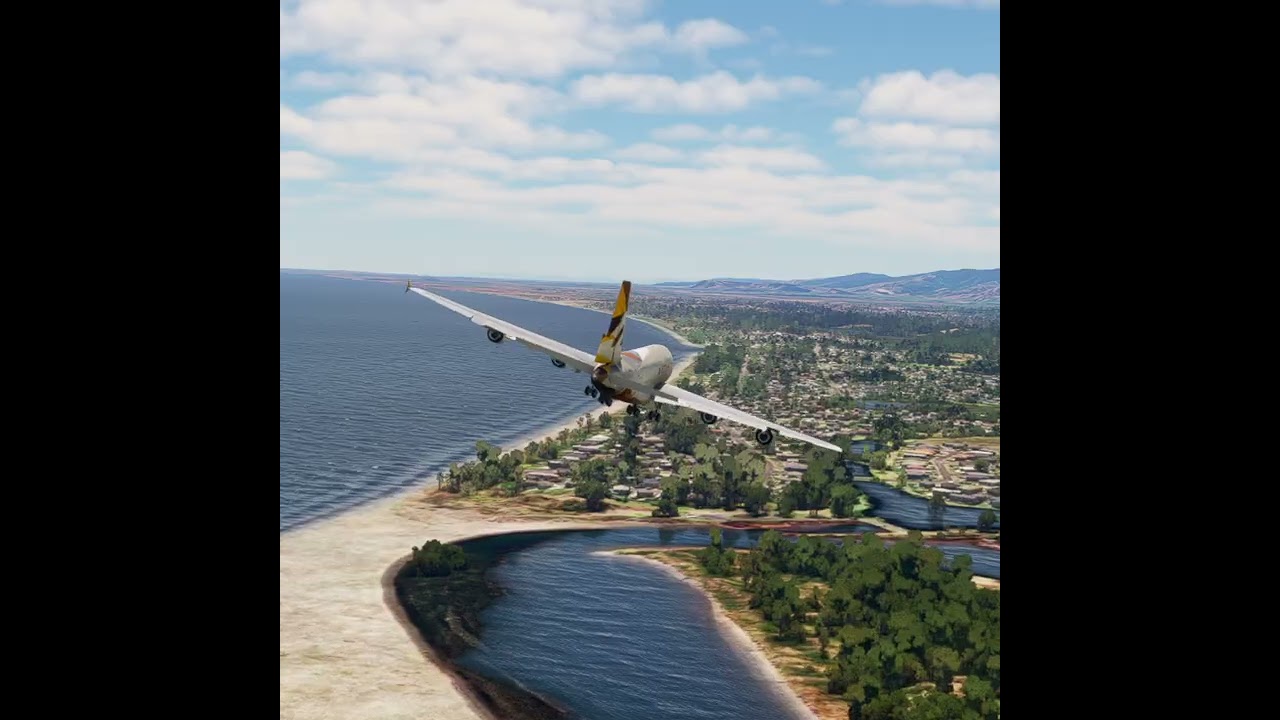 Airplane Emergency Landing at Airport Eps 685