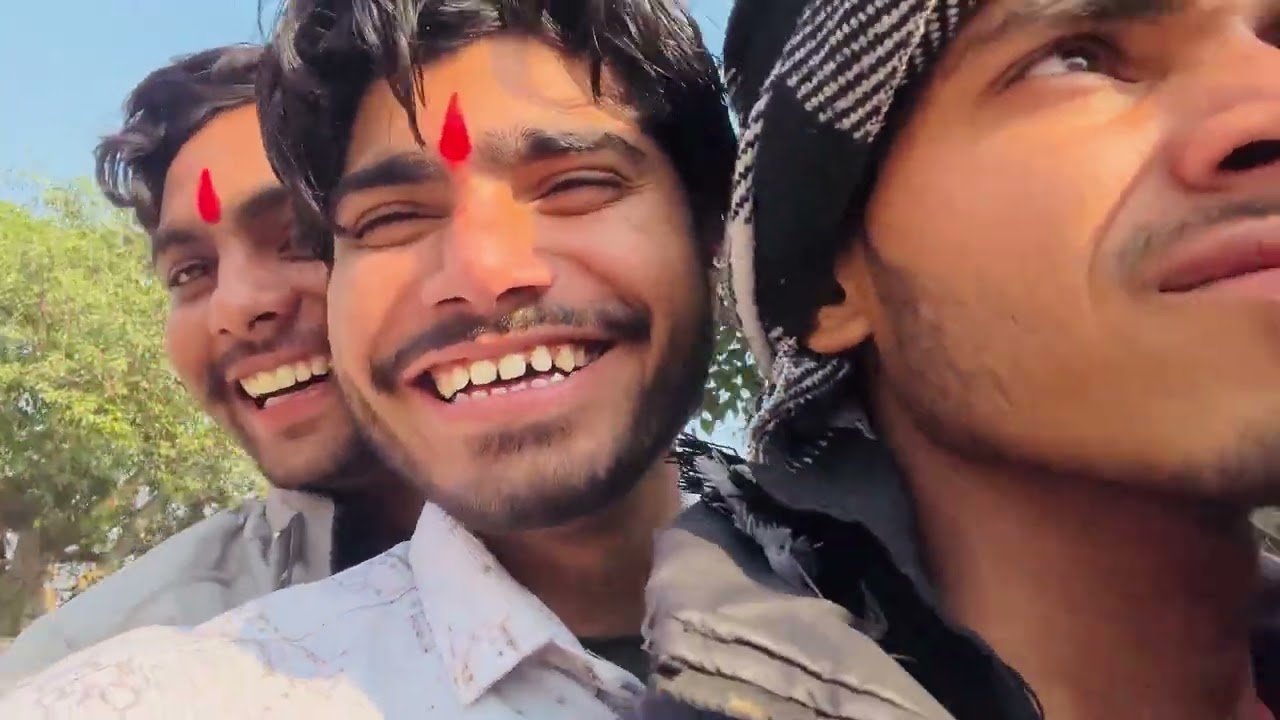 Going to Haridwar…#viralvlogs #trnding_viral_video #youtubevlog 