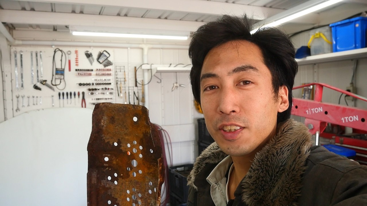 R32の遮熱板をブラストで錆落として耐熱塗装をする！
