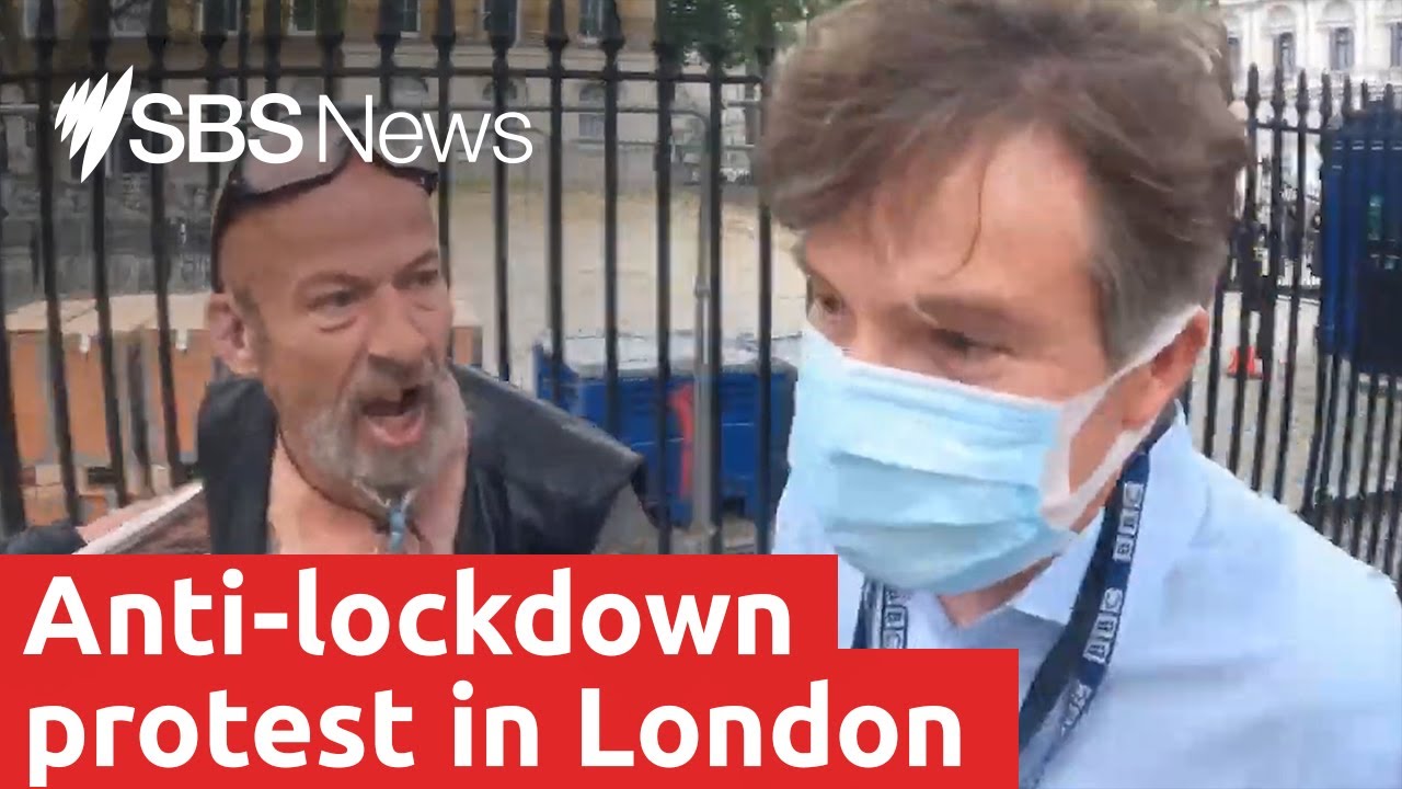 BBC journalist mobbed by anti-lockdown protesters in London | SBS News
