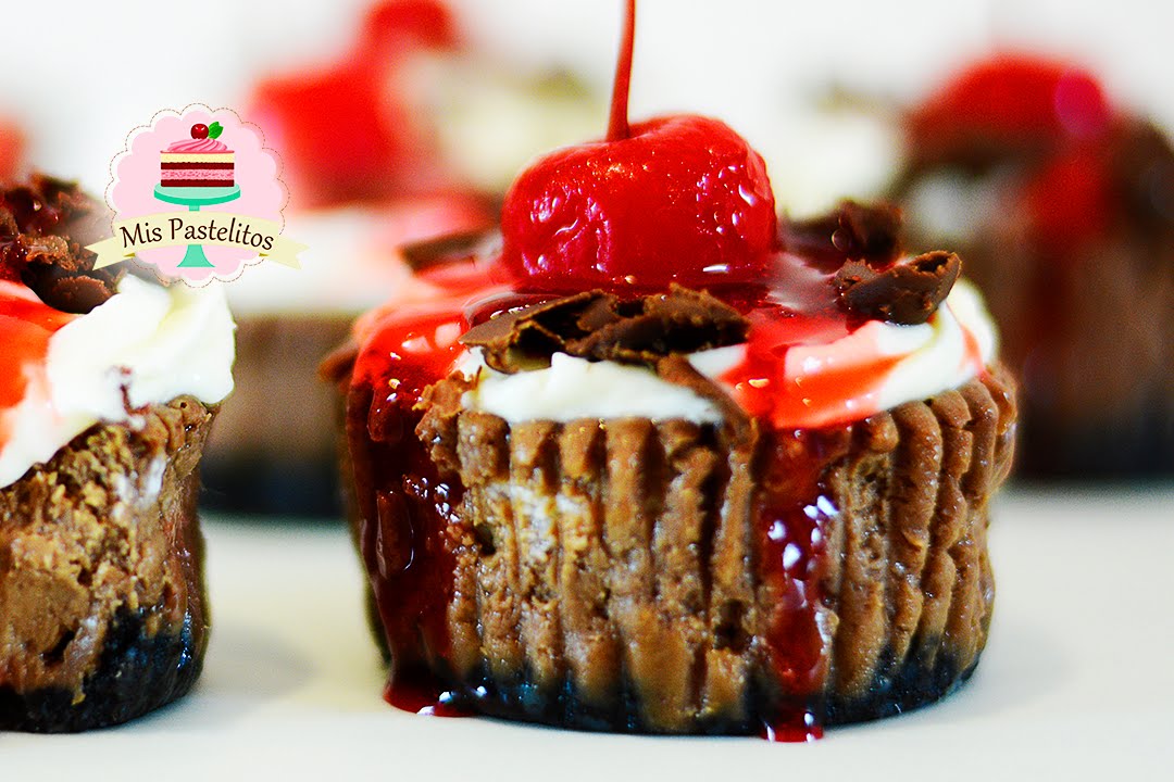 MINI CHEESECAKES CUPCAKES DE CHOCOLATE | SELVA NEGRA (BLACK FOREST)