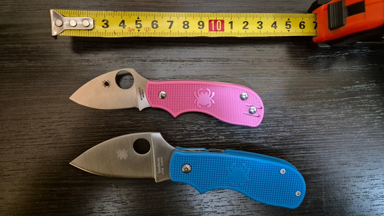 Нож Spyderco Squeak, самый маленький нож  Spyderco.