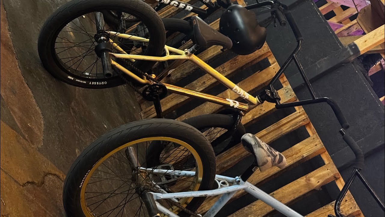 Ray’s Indoor Mountain Bike Park \\ BMX POV //
