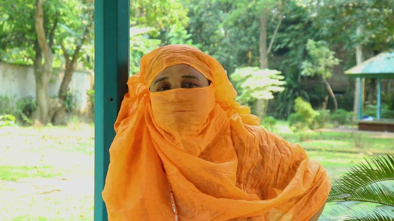 এক রাতের জন্য বউ বদল করছে আমার জামাই ।।