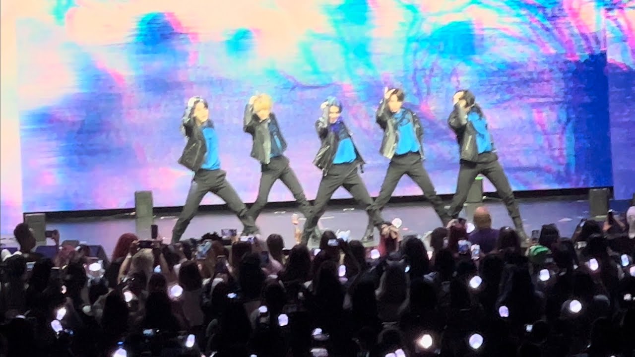 Good Boy Gone Bad - TXT ACT : LOVE SICK Tour Tomorrow X Together LA Day 2 220724