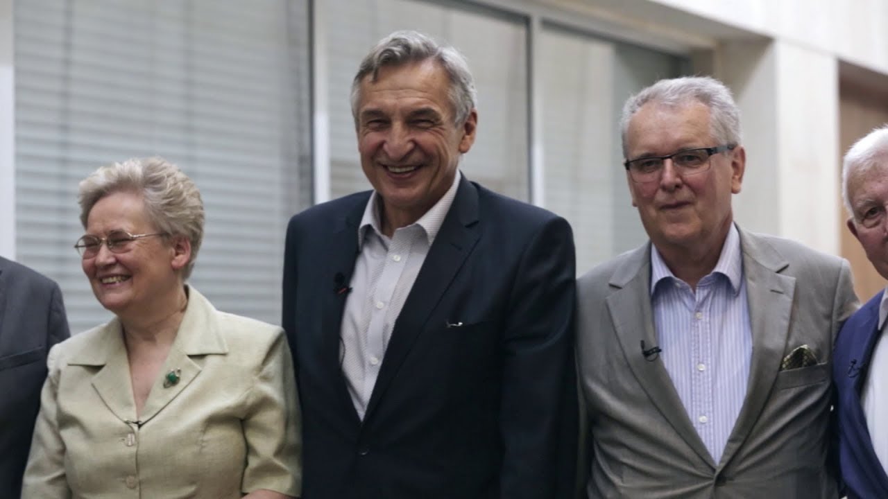 Expremiéri - Jozef Moravčík očami Jany Durajovej