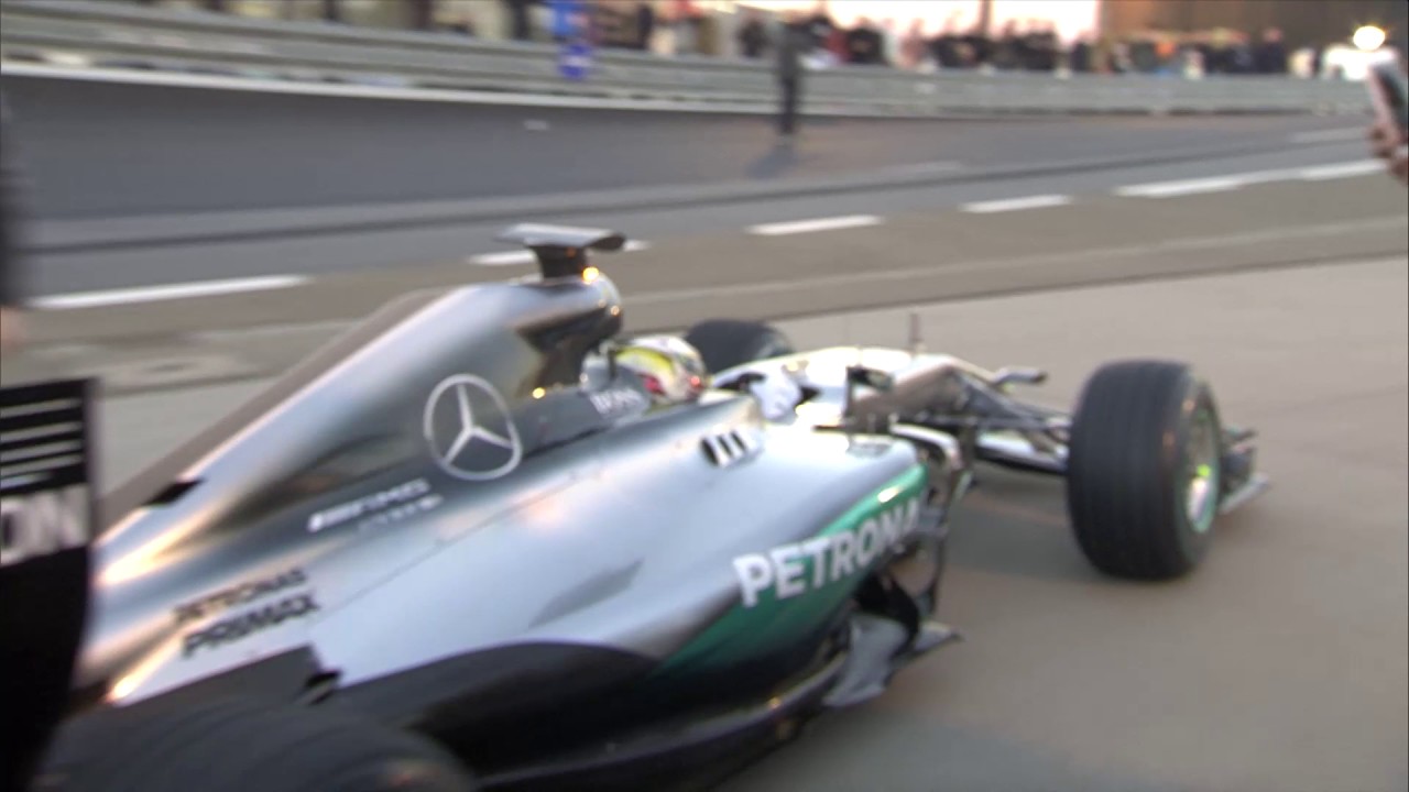 Die Mercedes-Weltmeister im Werk in Sindelfingen