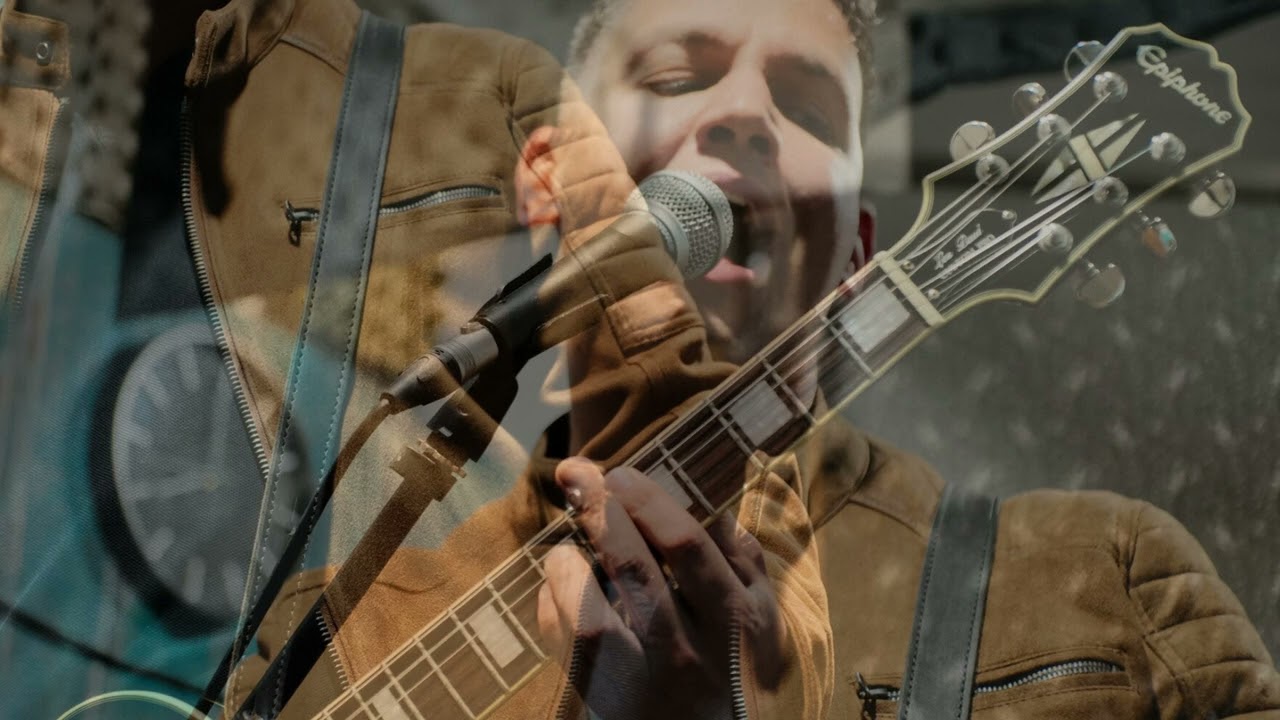 &Uacute;TIT&Aacute;RS - HUBER P&Eacute;TER