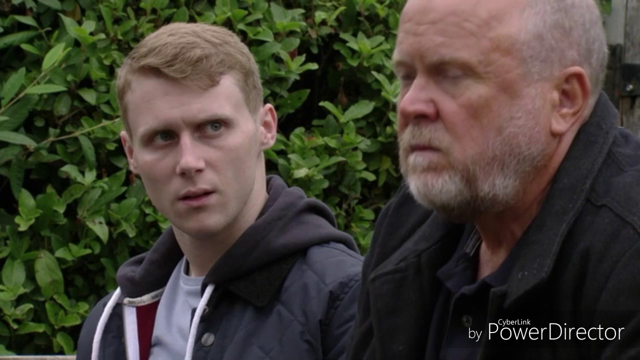 EastEnders Jay Brown Vs. Mike Rendon - (2016)