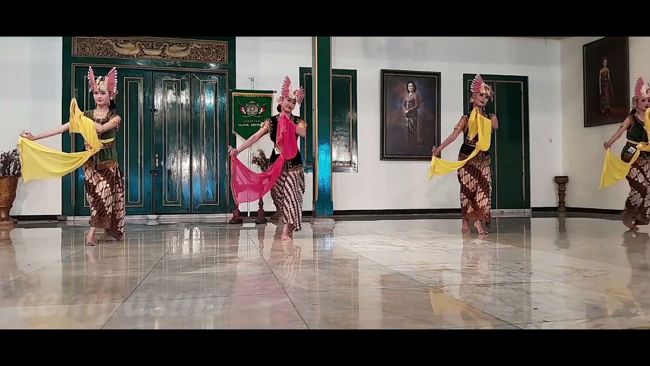 Tari Golek Sulung Dayung || Sanggar Tari Soerya Soemirat