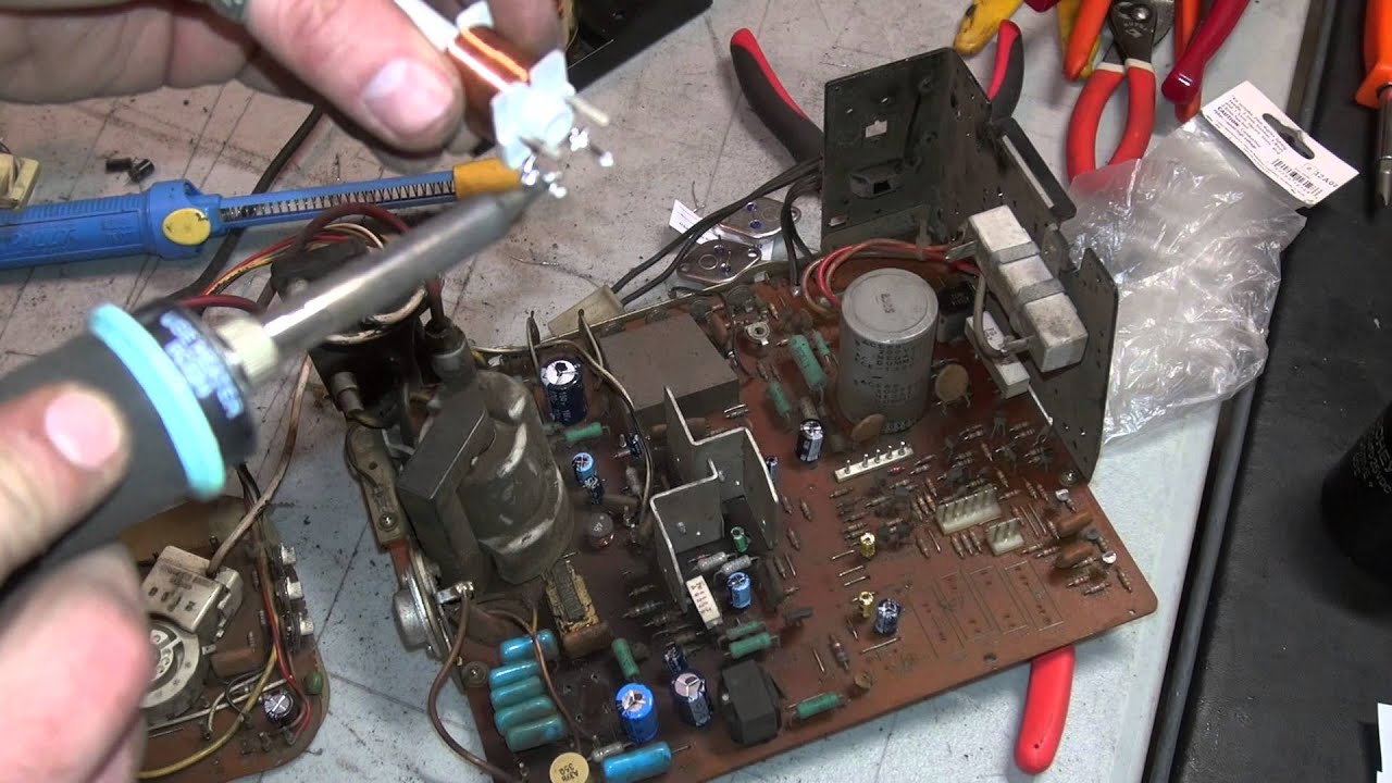 How to install a cap kit on a G07 arcade monitor Test B+ Convergence - Journey Restore Part 5-