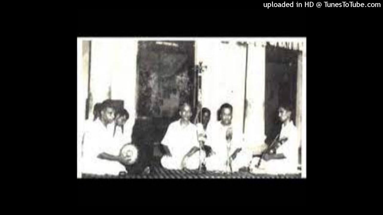 Koluvai Yunnade- Bhairavi- Adi- Thyagaraja- Alathur Brothers