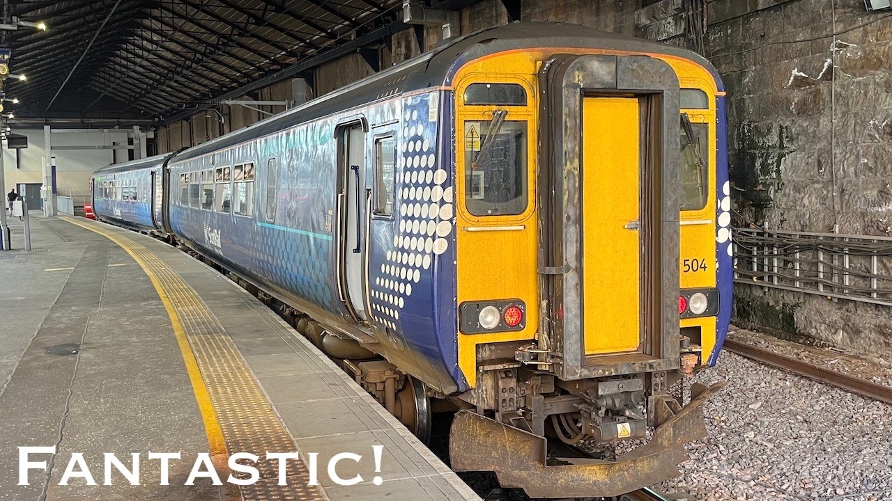 A Fantastic-Sounding Class 156 (156504)