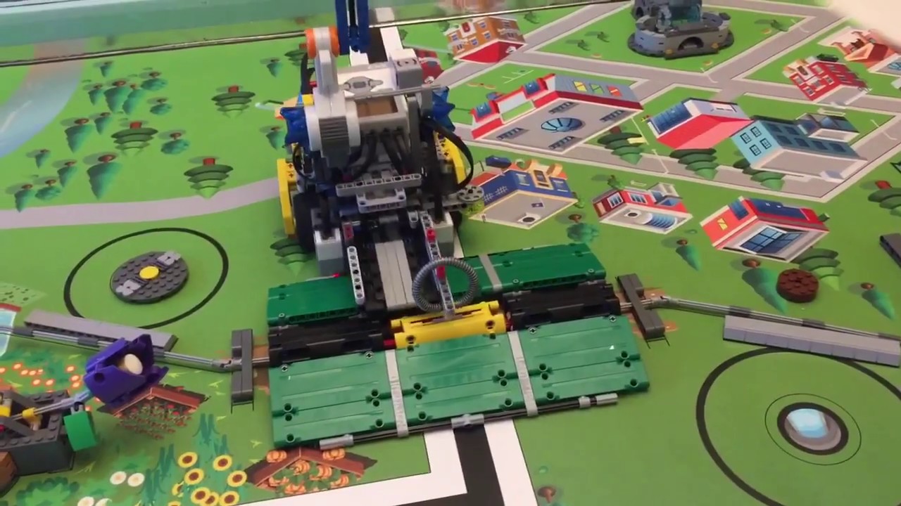 2017 FLL HydroDynamics (Almost) 265 Points by the Twilite Dragons
