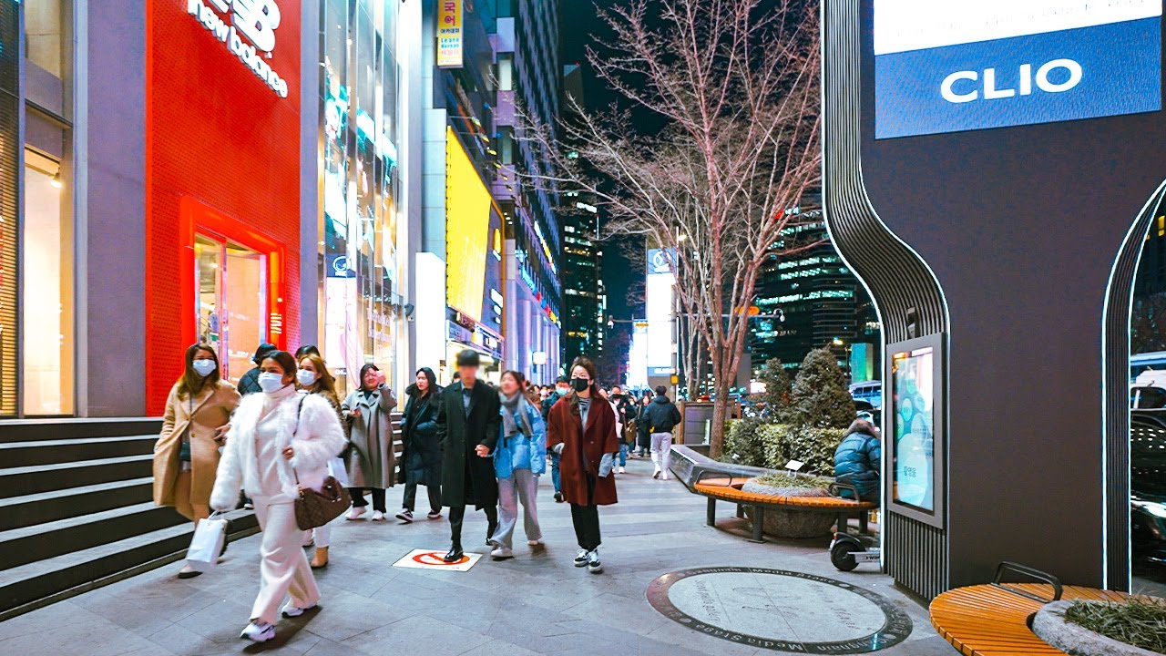 6PM Friday Evening Gangnam | Walking Tour 4K HDR