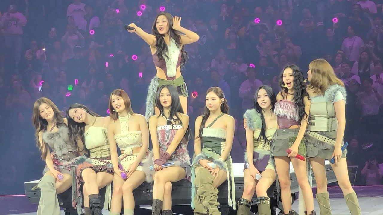 2026.01.09 TWICE This Is For World Tour Vancouver What Is Love / Yes Or Yes Fancam