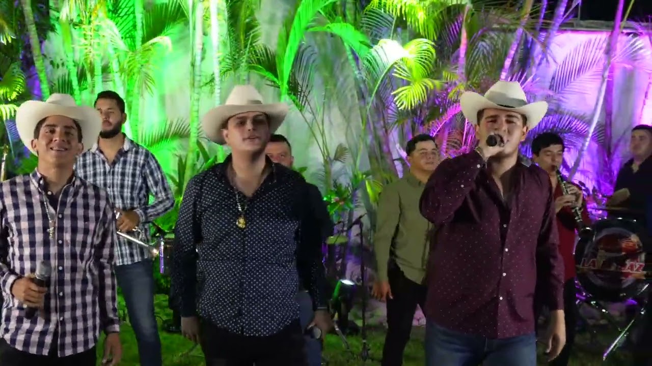 Cien Por Uno / El Número 1 - Banda La Eficaz