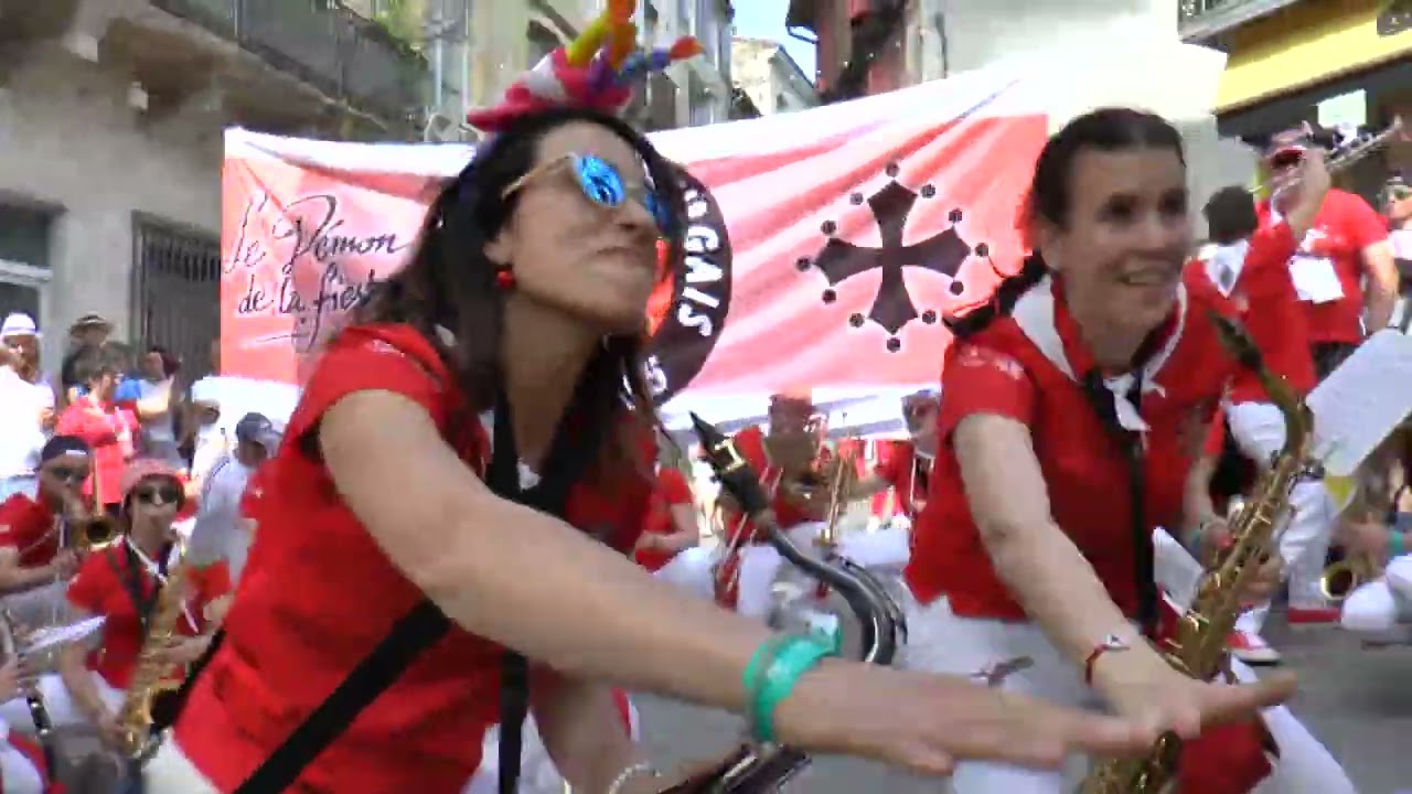 Les BOLEROS BURGAIS, passage place du Lion d'Or, dimanche 14 mai, CONDOM 2022  (1ère partie)