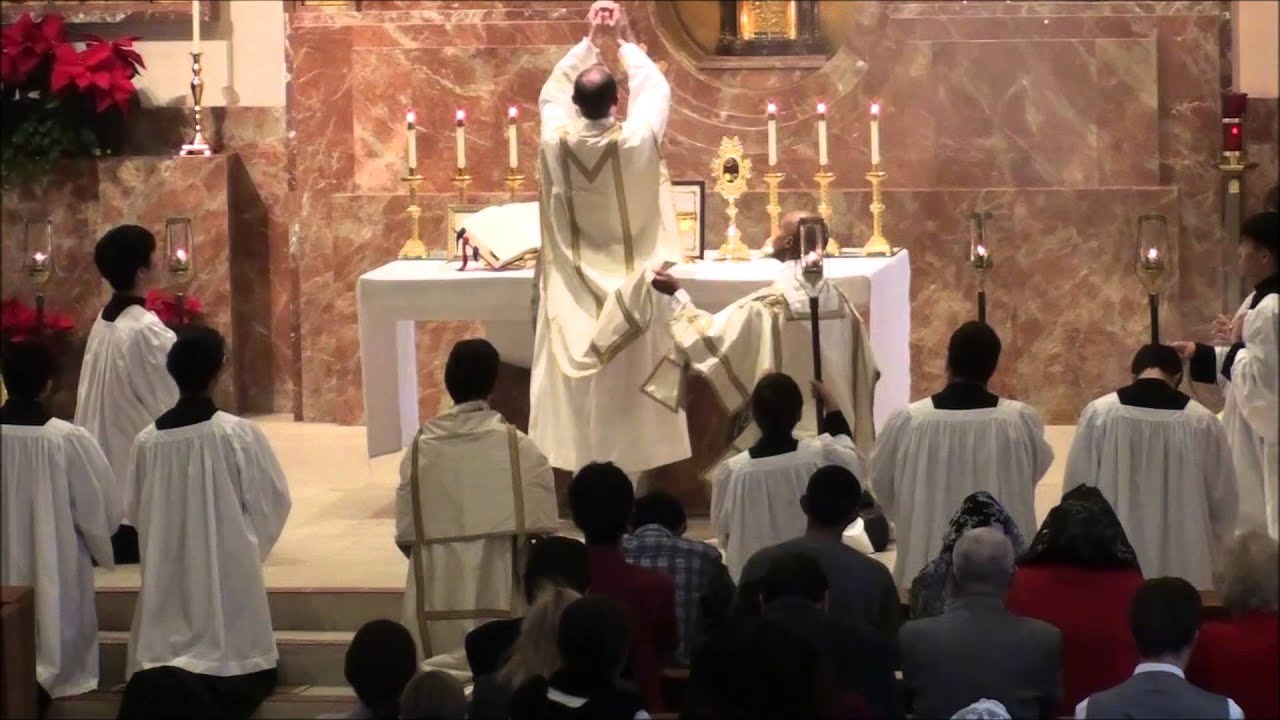 Complete Christmas 2014 Solemn Latin High Mass with Gregorian Chant in HD & 5.1 SS