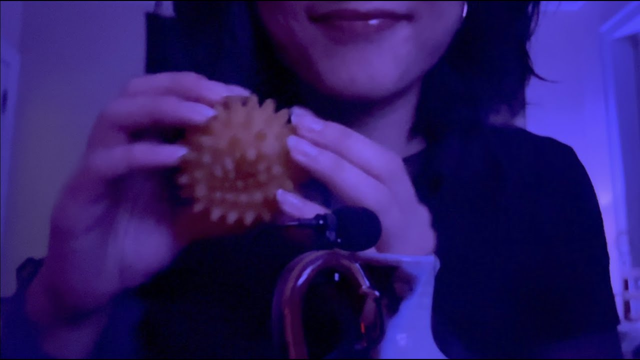 Trying ASMR with a mini mic! random triggers and whispers