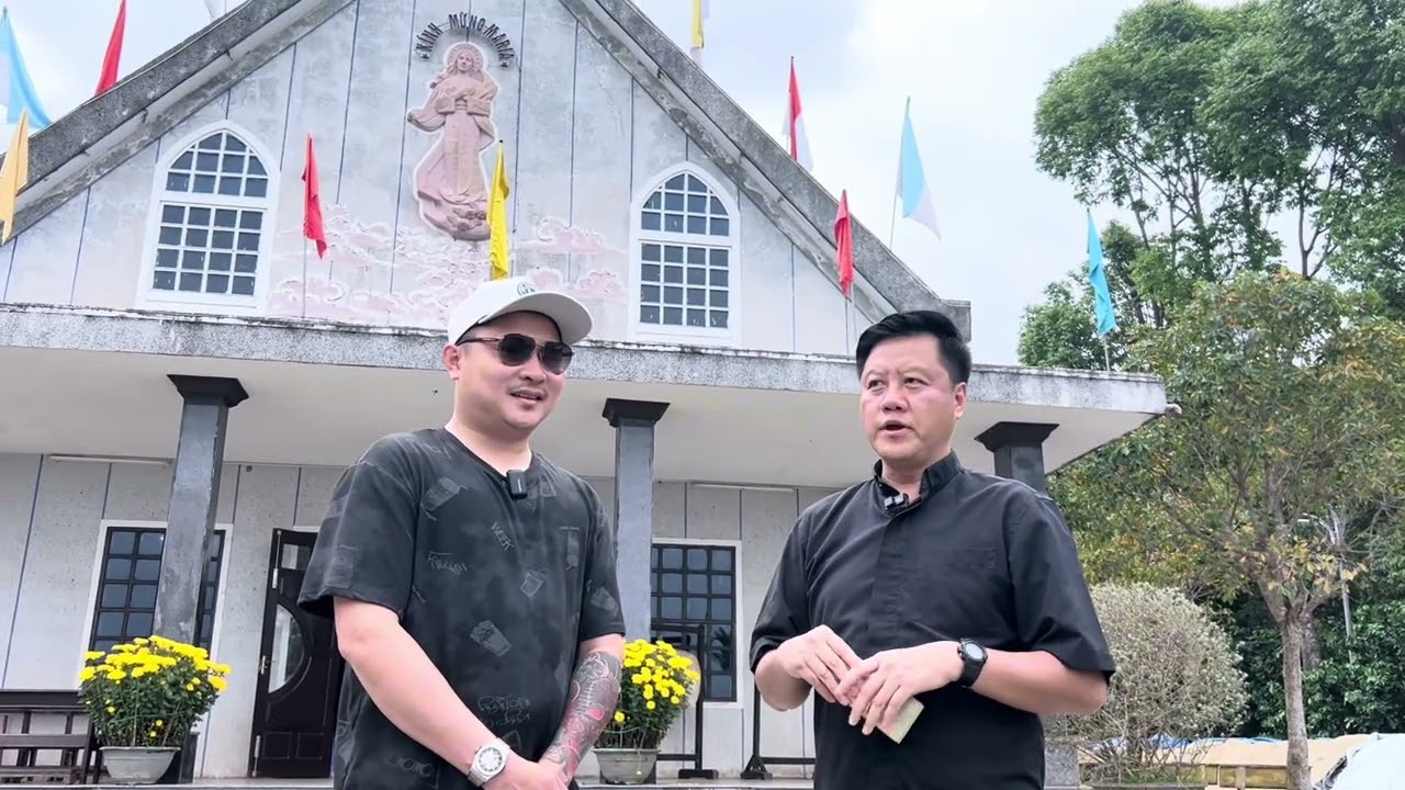 Cực sốc.. Sơn Xàm chơi lớn.. mở bát đầu năm 