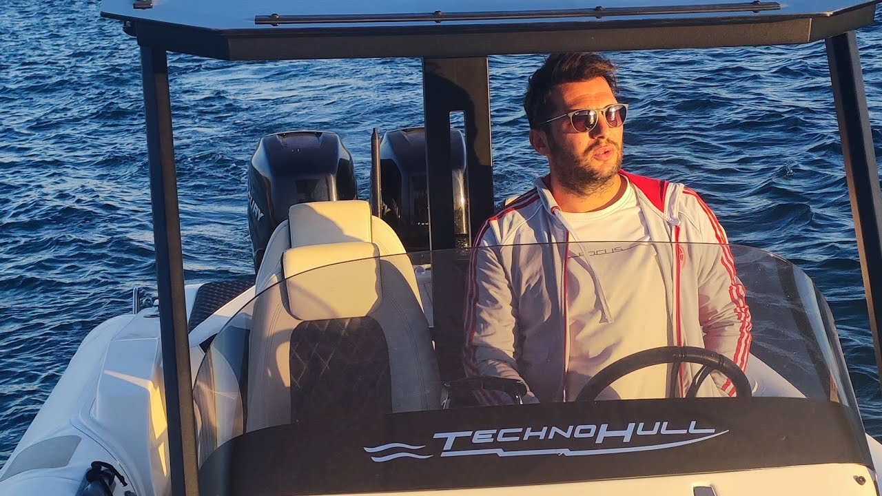 Bot ile Atina'dan Bodrum'a geldik. Hatteras için gidip onun yerine  bot ile 180 mil yol yaptık :))